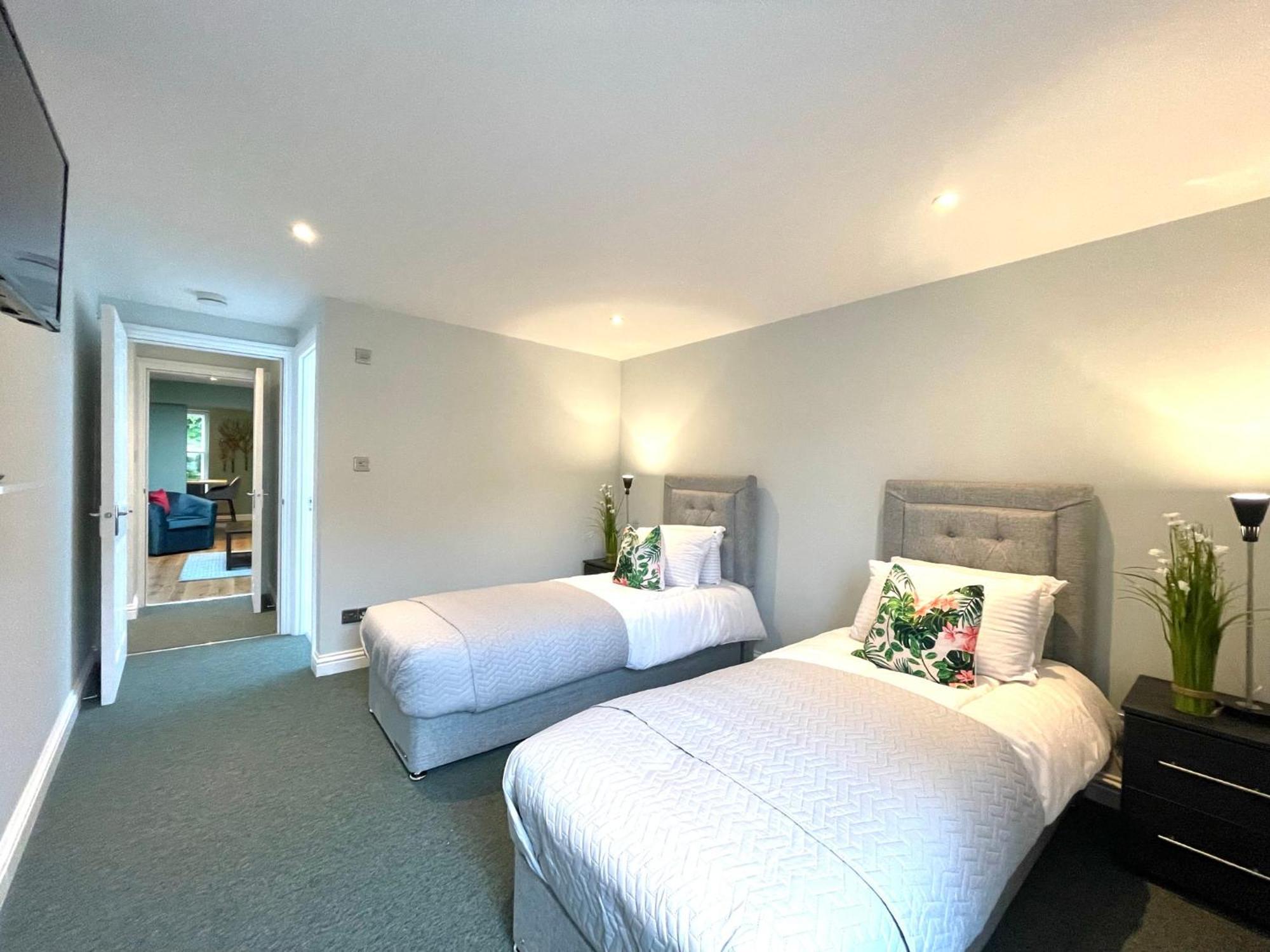 2 Bedroom Apartments Stopoverz Bristol Ngoại thất bức ảnh