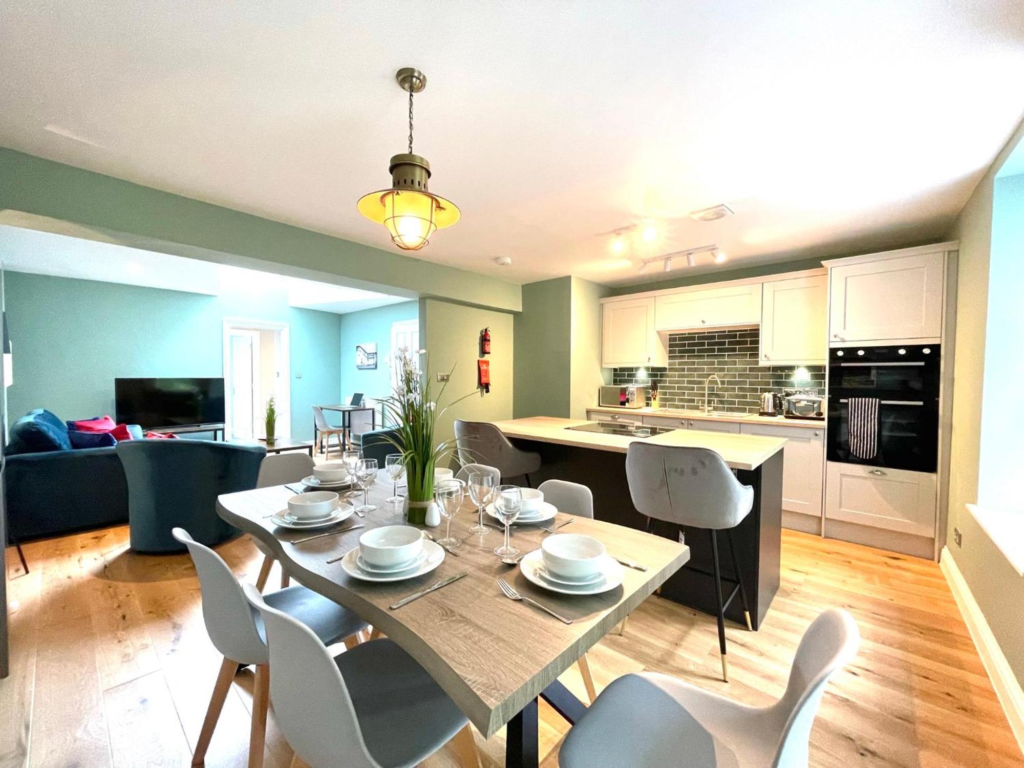 2 Bedroom Apartments Stopoverz Bristol Ngoại thất bức ảnh