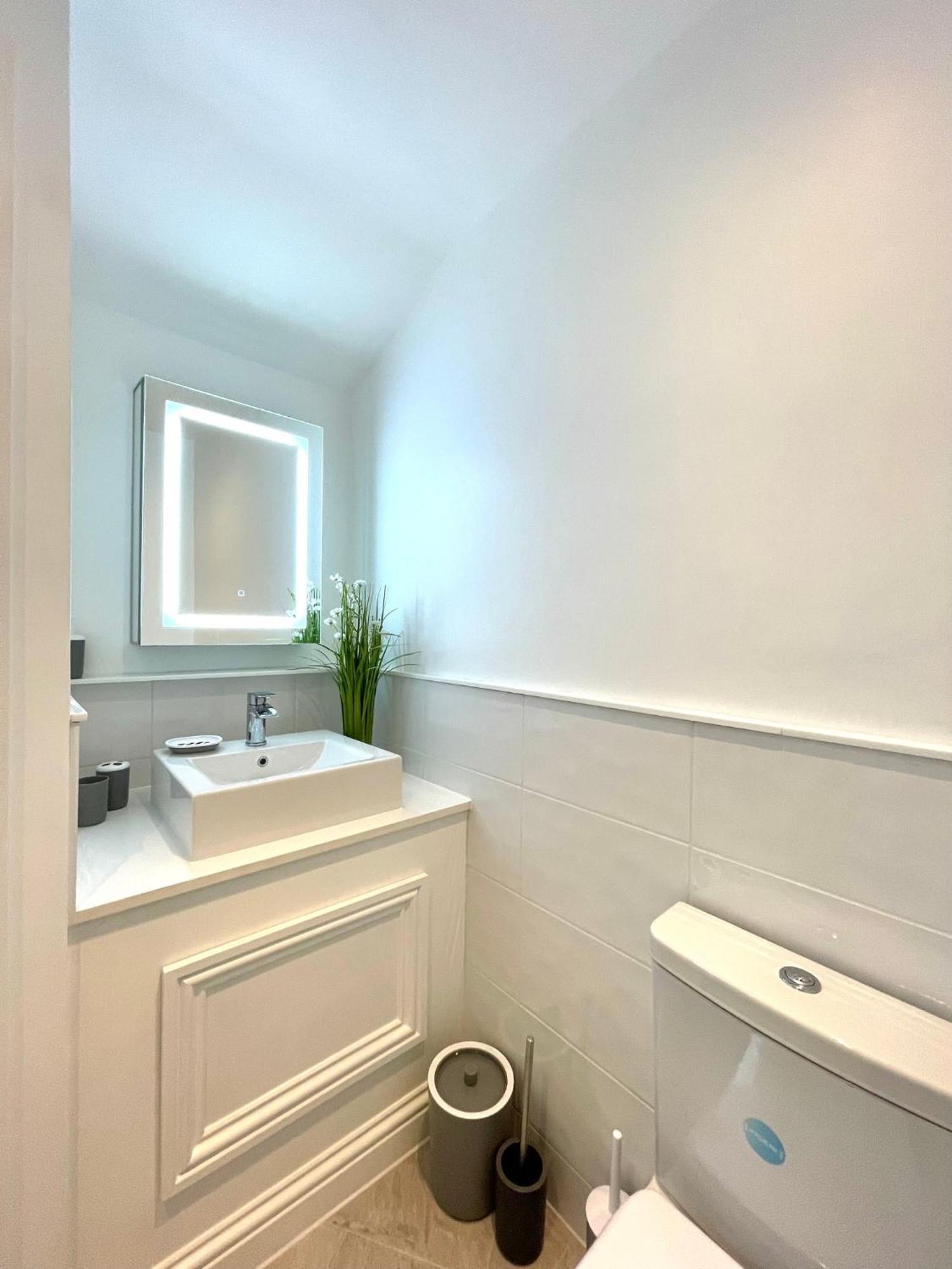 2 Bedroom Apartments Stopoverz Bristol Ngoại thất bức ảnh