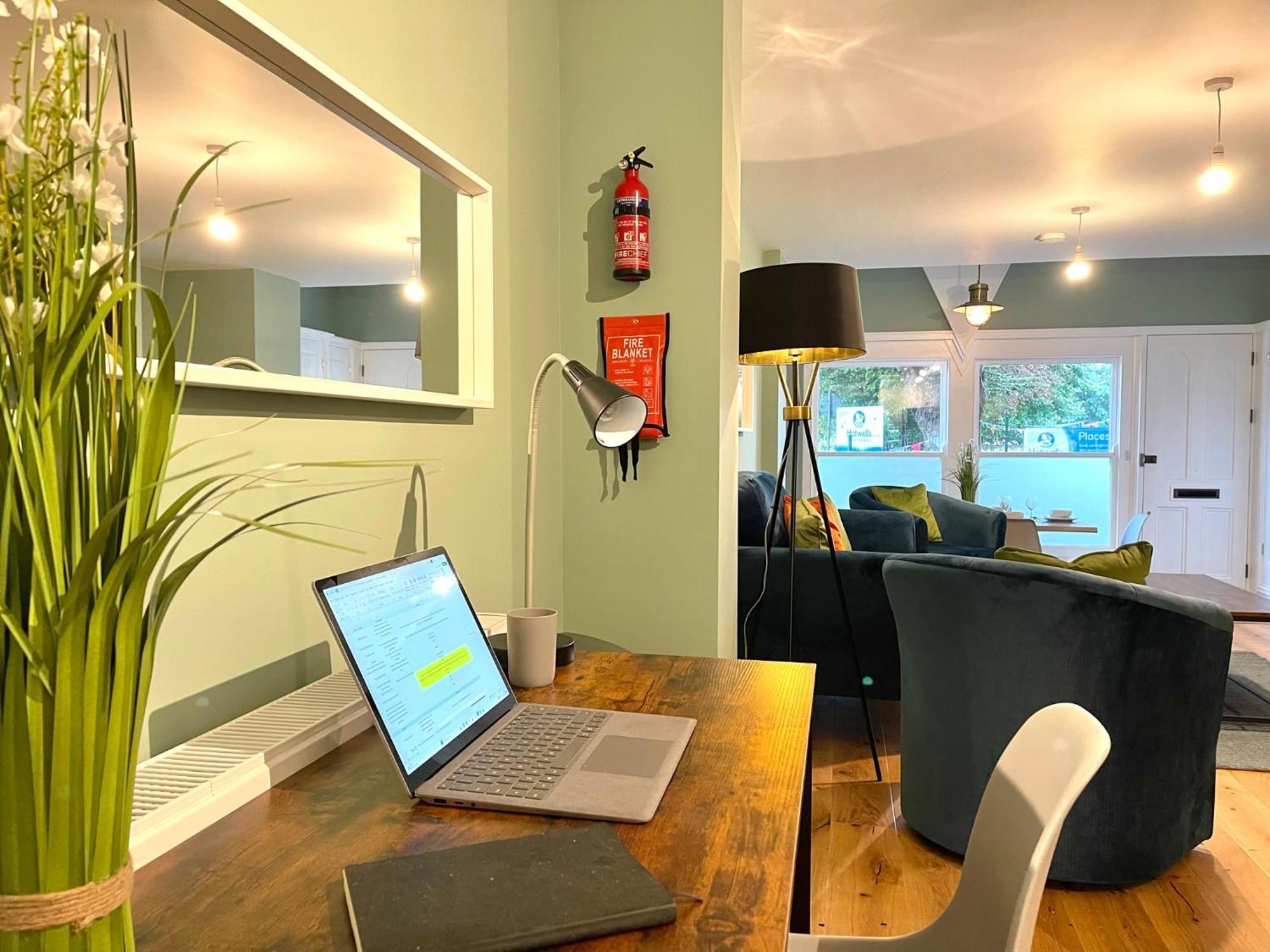 2 Bedroom Apartments Stopoverz Bristol Ngoại thất bức ảnh