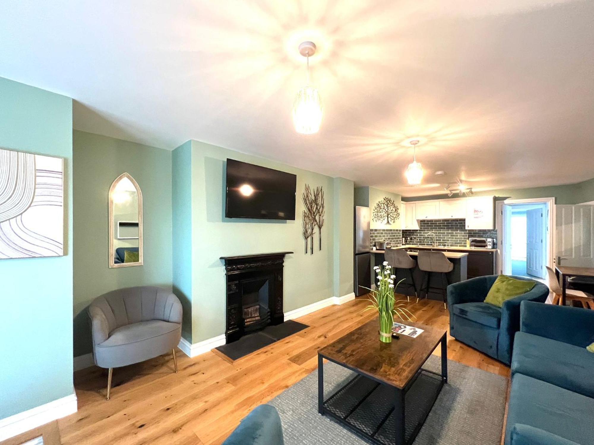 2 Bedroom Apartments Stopoverz Bristol Ngoại thất bức ảnh